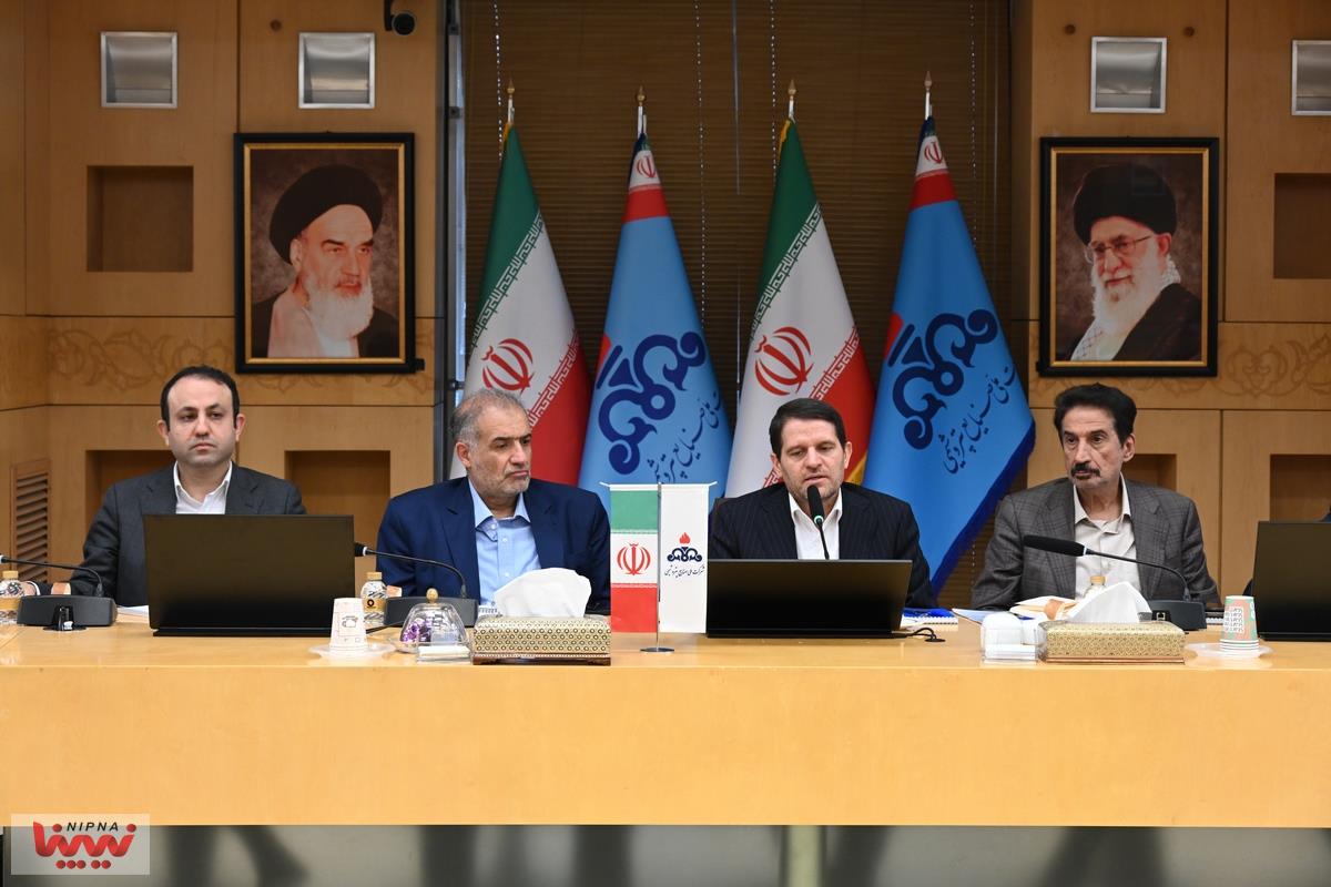 نشست مدیران بازرگانی شرکت های پتروشیمی با سفیر ایران در روسیه در حضور مدیرعامل NPC 34